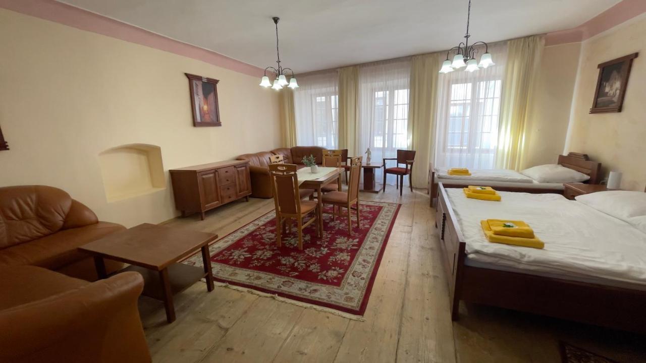 Pension Pod Radnicí Český Krumlov Exterior foto